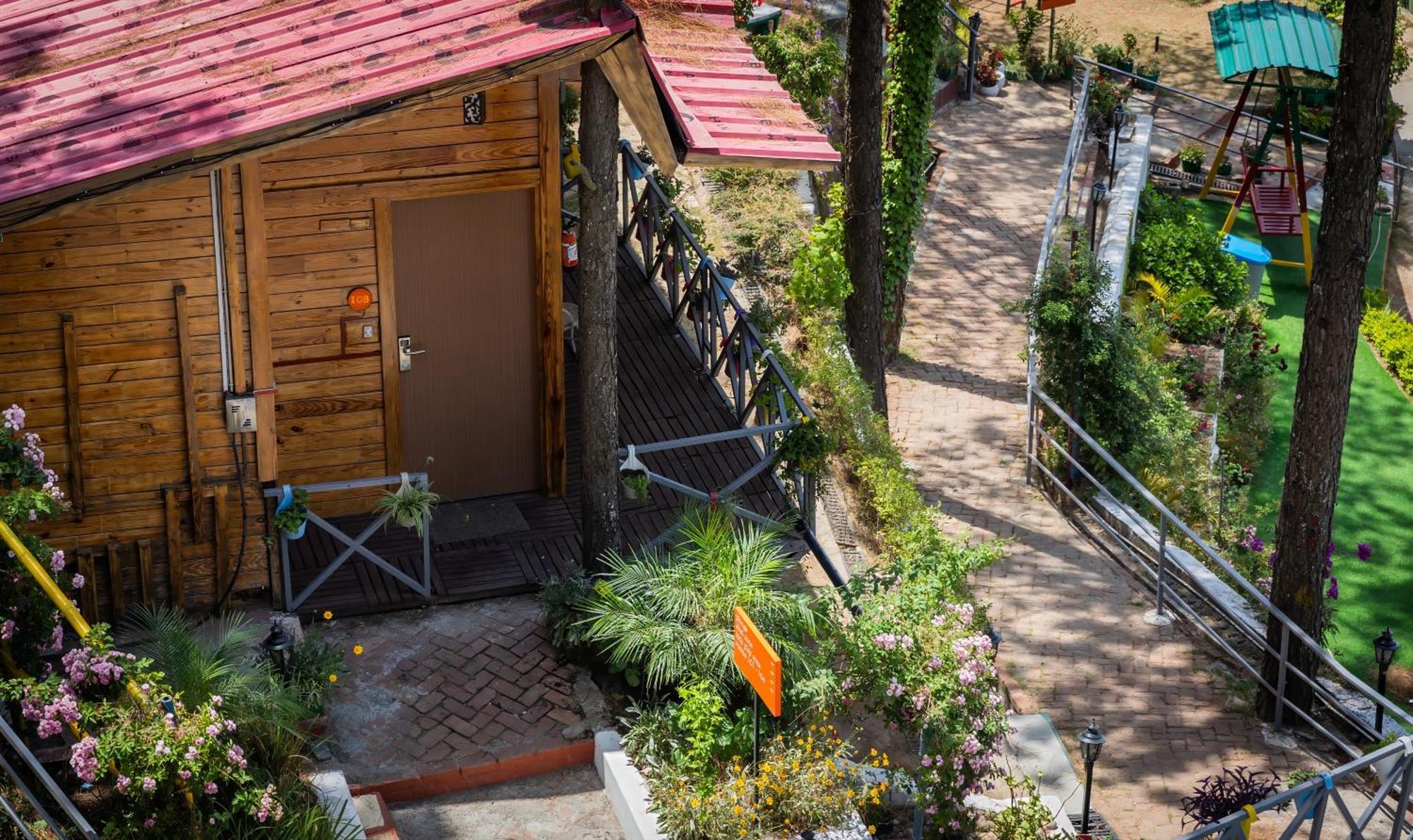 Hotel Zone Connect By The Park, Lansdowne Zewnętrze zdjęcie